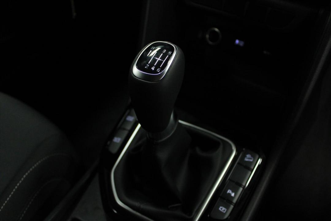 Kia Sportage 1.6 Hybrid DynamicLine AT6 230PK I Nieuw te bestellen