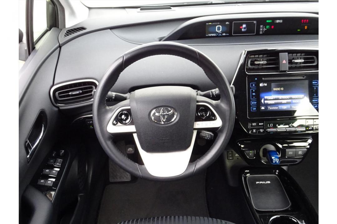 Toyota Prius 1.8 Full Hybrid 122PK Aut Dynamic l Navi l Clima l Cruise l